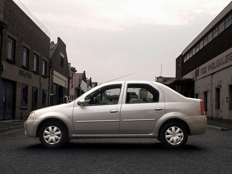  Renault Logan 2008 года  (ZA) (фото 10 из 13)